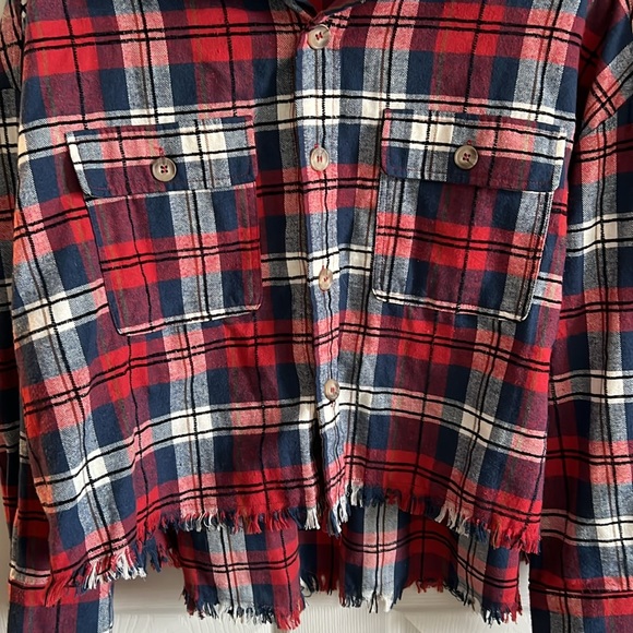Plaid Cropped Button Up - Picture 3 of 4